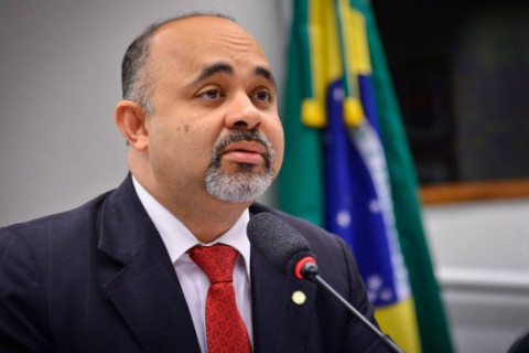 George Hilton Ex-ministro dos Esportes propõe criação de secretaria para assuntos religiosos