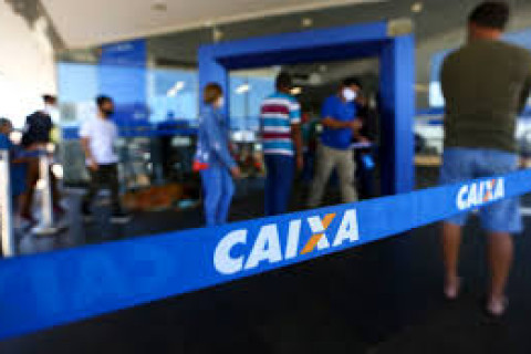 Bancos fecham no Natal e no Ano Novo; saiba como fica o atendimento durante as festas de fim de ano