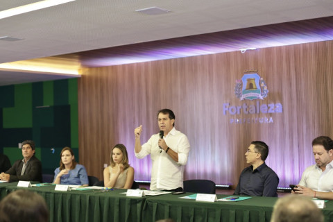 Prefeito de Fortaleza Evandro realiza reunião do secretariado para orientar ações dos primeiros 100 dias de gestão