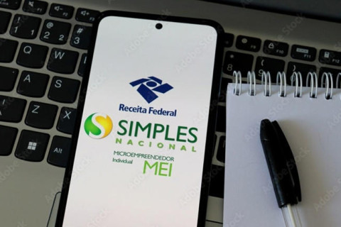 Receita aciona 340 mil MEIs por dívidas e acende alerta para exclusão do Simples