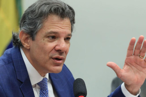 O peso do voto gospel e o teto da esquerda no debate da Paulista