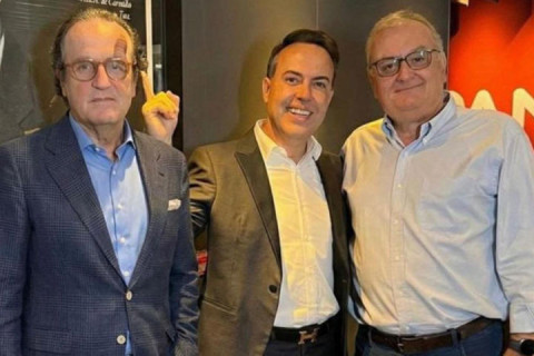 Jovem Pan sofre com problema técnico e é obrigada a adiar estreia na TV aberta