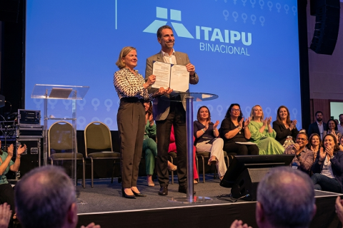 Força e Estratégia: O Novo Cenário do PT no Paraná para 2026