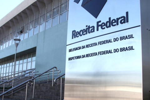 Receita recebe mais de 1,14 milhão de declarações do IRPF 2026 Prazo para envio do documento começou nesta segunda-feira (23)