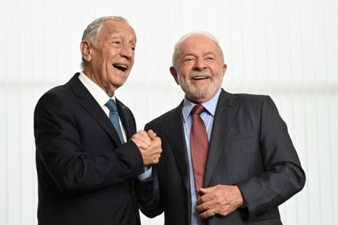 Lula recebe presidente de Portugal em Brasília Após cerimônia oficial, os presidentes se reuniram a portas fechadas