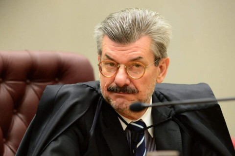 Ministro do STJ Marco Buzzi é acusado de assédio sexual contra jovem de 18 anos