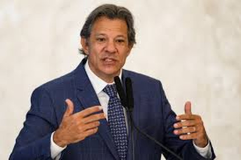 Produtores de aço pedem negociação sobre tarifa dos EUA ao setor Representantes se reuniram com o ministro Fernando Haddad