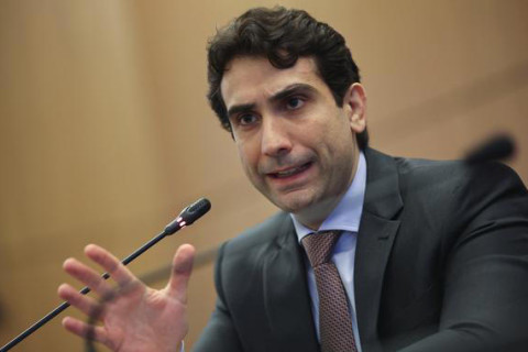 BC vai regulamentar Pix parcelado em setembro e ampliar alternativas de pagamento, diz Galípolo