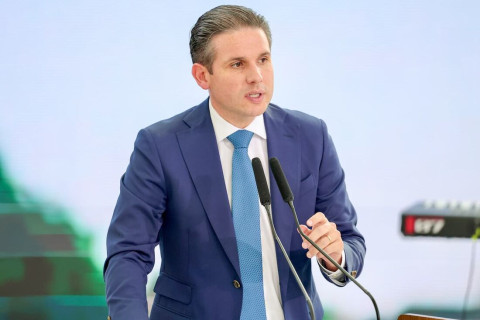 PEC da Escala 6x1 será votada no plenário da Câmara na próxima semana Informação foi confirmada hoje pelo presidente da Casa, Hugo Motta