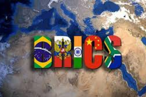 Representantes de 21 países participam da Cúpula Popular do Brics