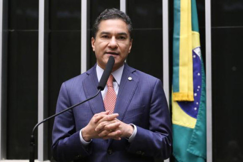 Republicanos deve romper com Lula e cogita apoio a Flávio Bolsonaro
