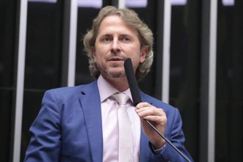 Zeca Dirceu cobra punição a Campos Neto e questiona arquivamento de processo no BC