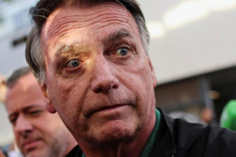 Vizinhos de Bolsonaro relatam caos por conviver no mesmo condomínio: "podia levar de uma vez para a Papuda"