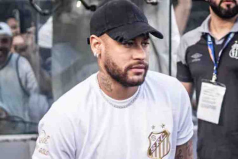 Santos anuncia volta de Neymar; time prepara festa de recepção Atacante deve ficar no time paulista até o meio do ano