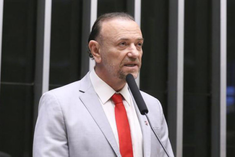 Edinho Silva convoca militância a defender governo Lula